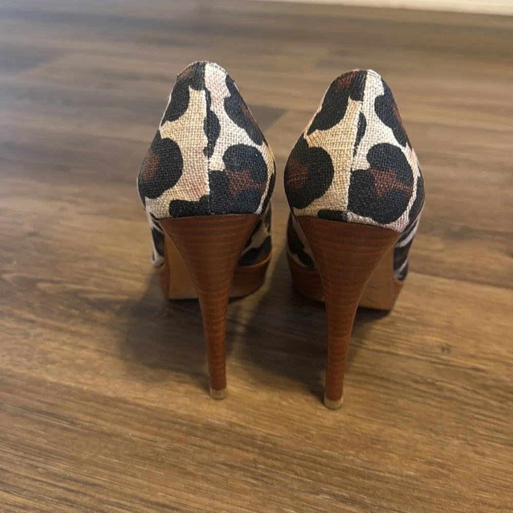 Stuart Weitzman preloved size